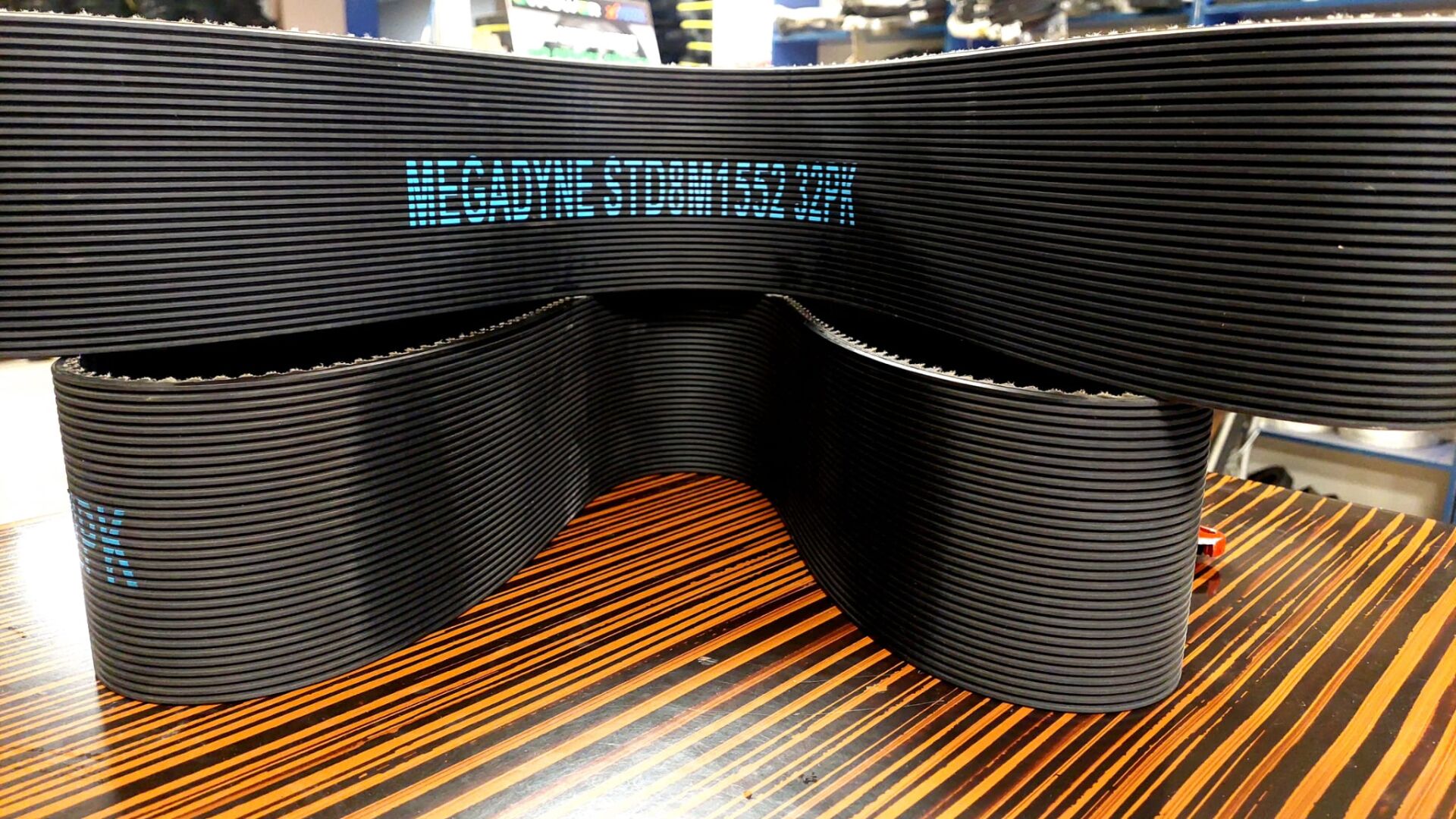 DEĞİRMEN VALS KAYIŞLARI 1552 MGDN 32MK 8M 1552