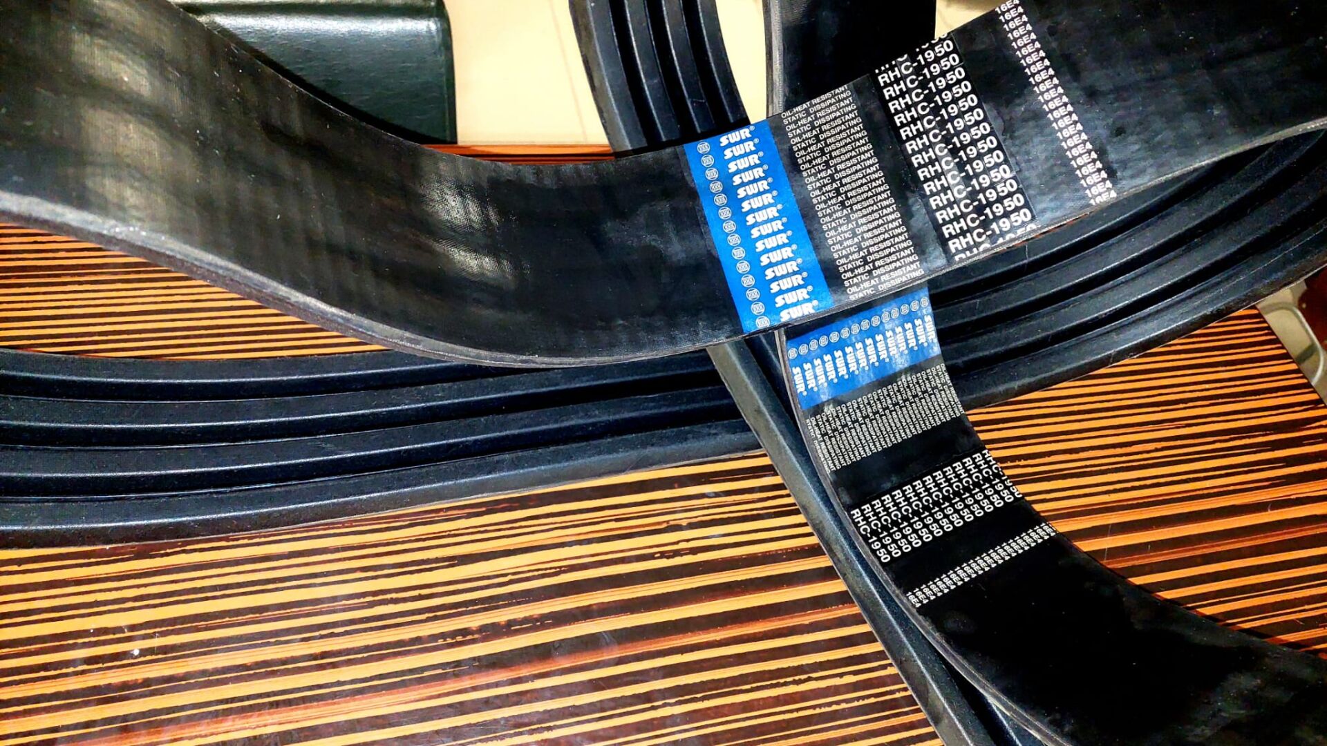 BİRLEŞİK V KAYIŞLARI SPC7200/4 SWR SPC 7200/4