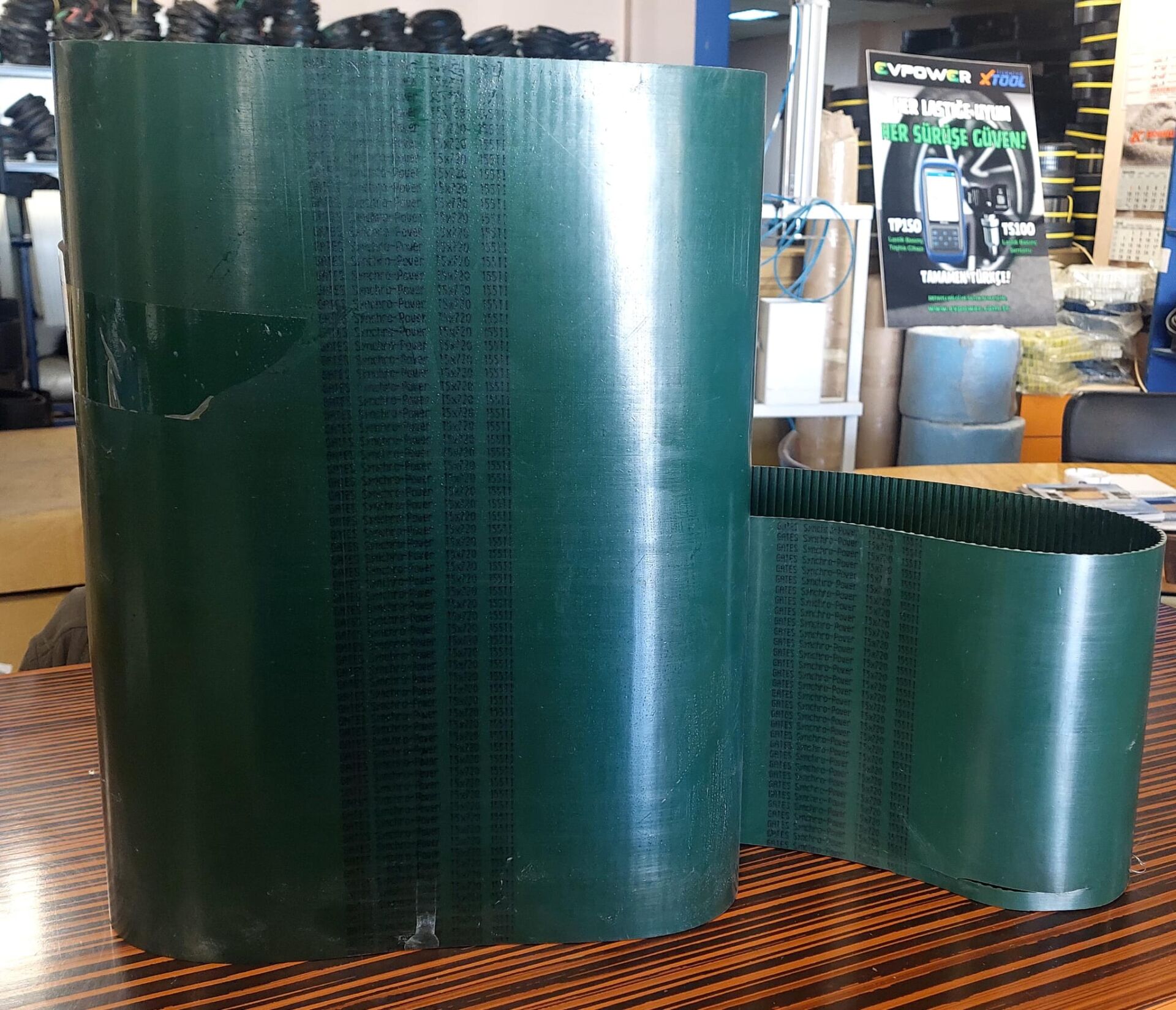 GATES T5 280 2330MM PU GATES T5 280 2330MM PU